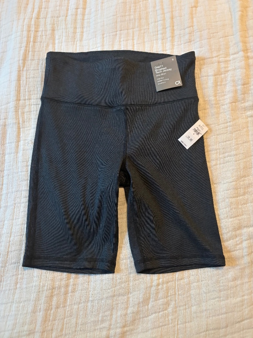 GAP Fit, Brushed Teach Jersey Biker Shorts, Womans S